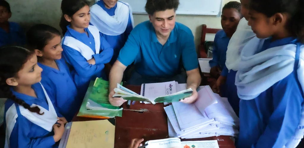 MinorCare programs supporting Christian children in school in Pakistan