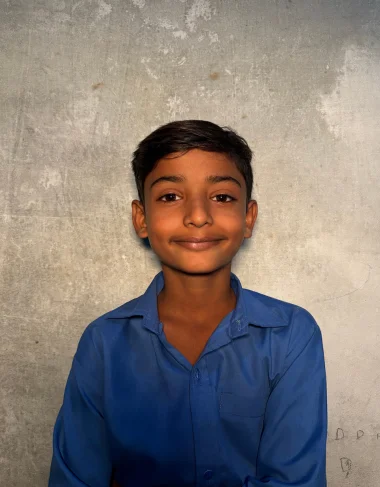 Christian girl Hanan Rafaqat studying at MinorCare Foundation school Pakistan with US 501c3 nonprofit donor support