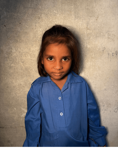 Christian girl Zoya Sajan studying at MinorCare Foundation school Pakistan with US 501c3 nonprofit donor support